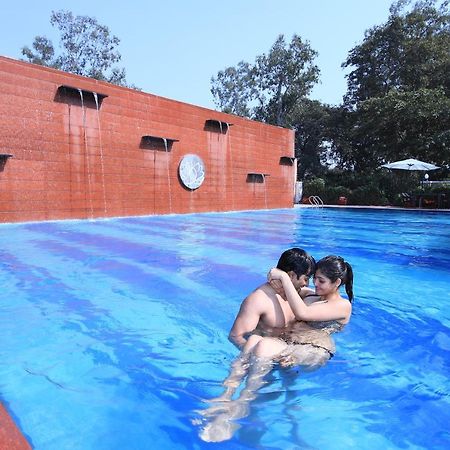 Aveo By Amatra, Gateway To Corbett Hotel Kashipur Luaran gambar